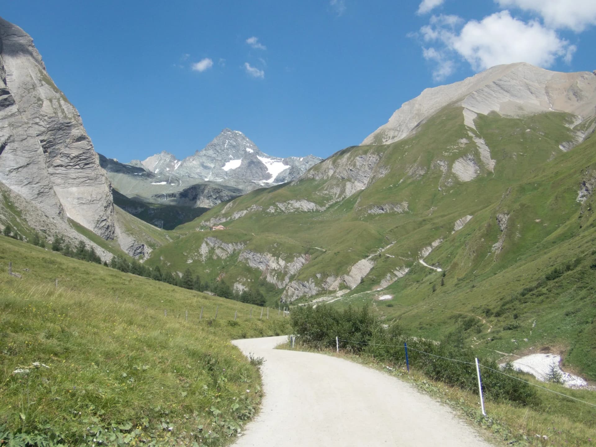 hiking and climbing at grossglockner