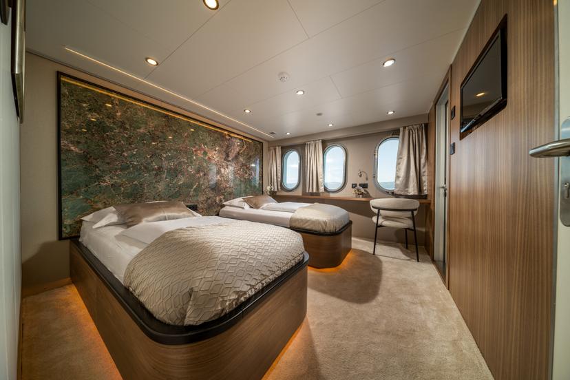 Double or Twin Cabin (x 10) image 1