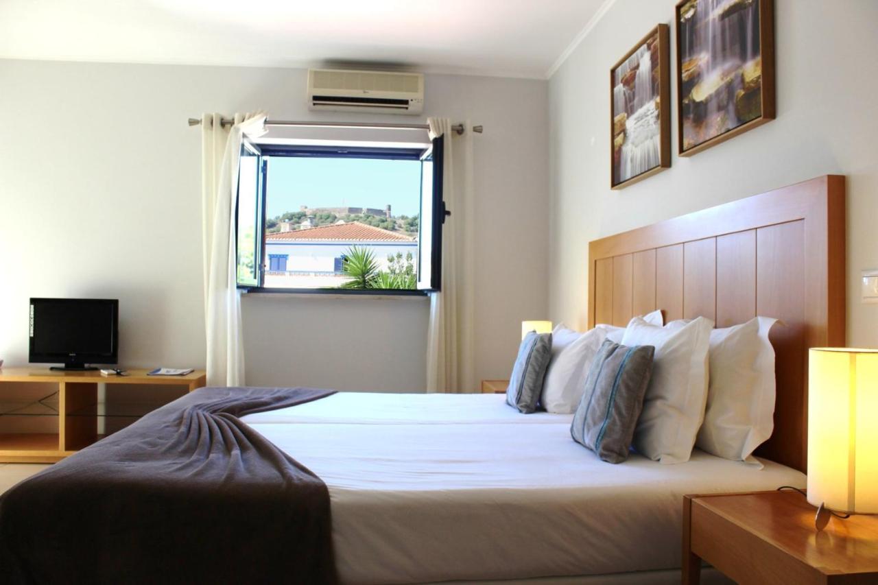 Vicentina Hotel image 2