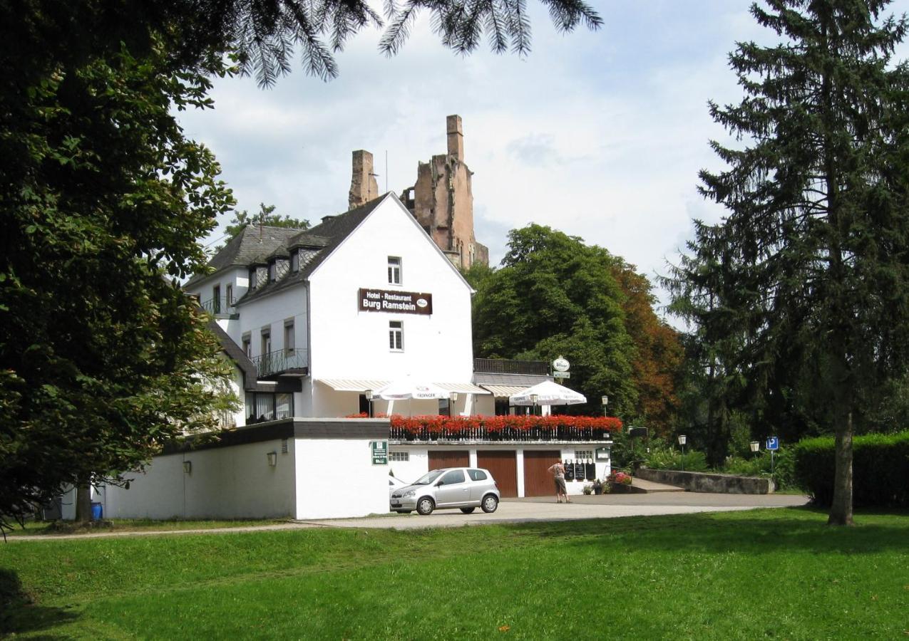 Hotel-Restaurant Burg-Ramstein image 2