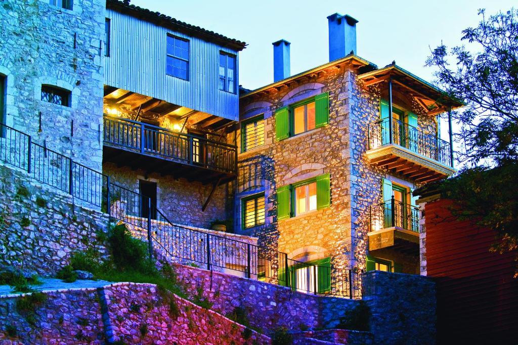 Enastron Guesthouse image 1