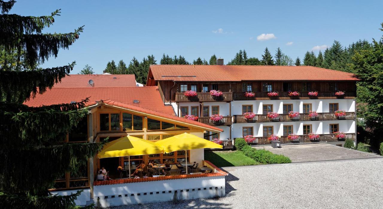 Landhotel Tannenhof image 2