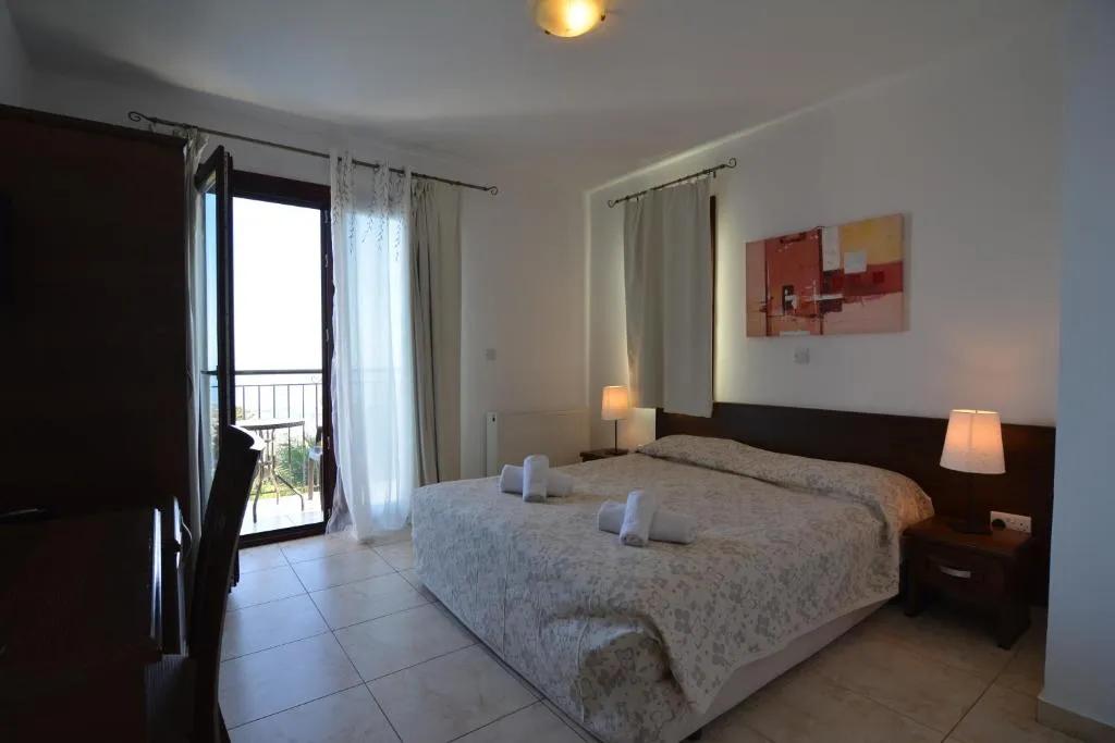 Palates Hotel image 1
