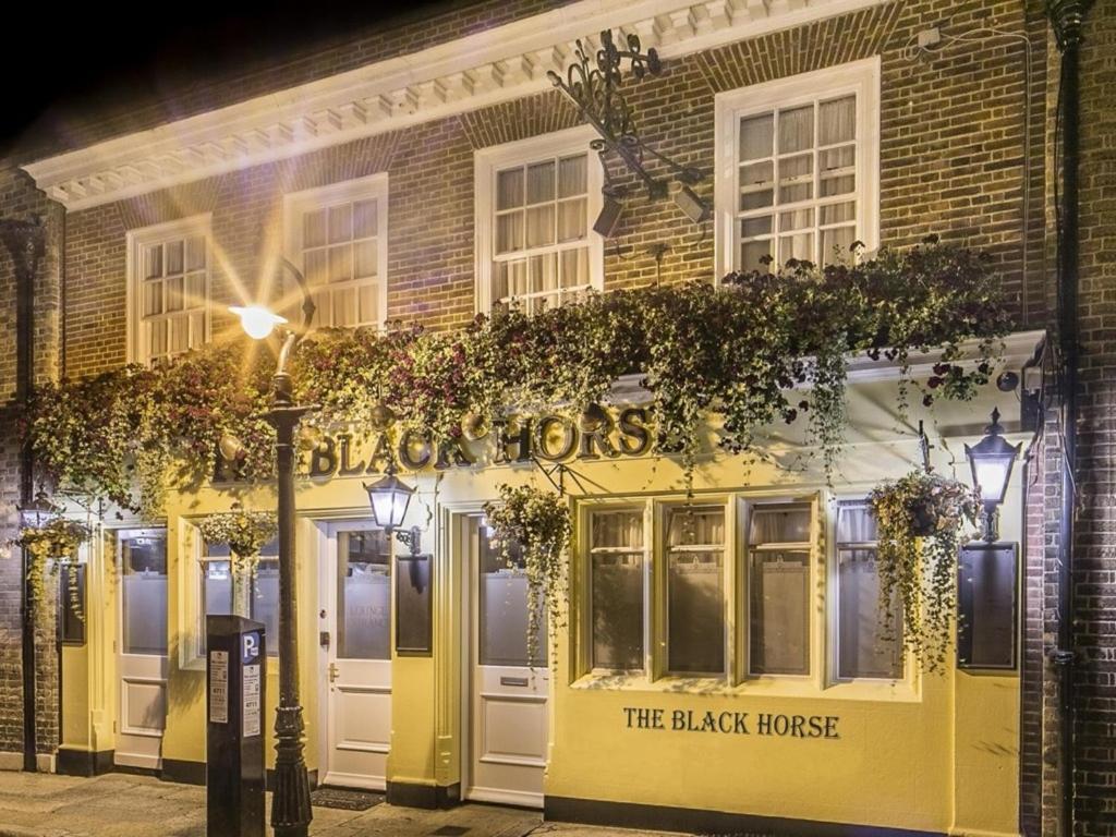 The Black Horse Inn image 1