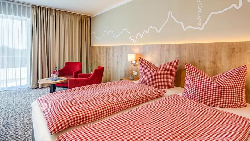 Hotel & Pension Traumblick image 1