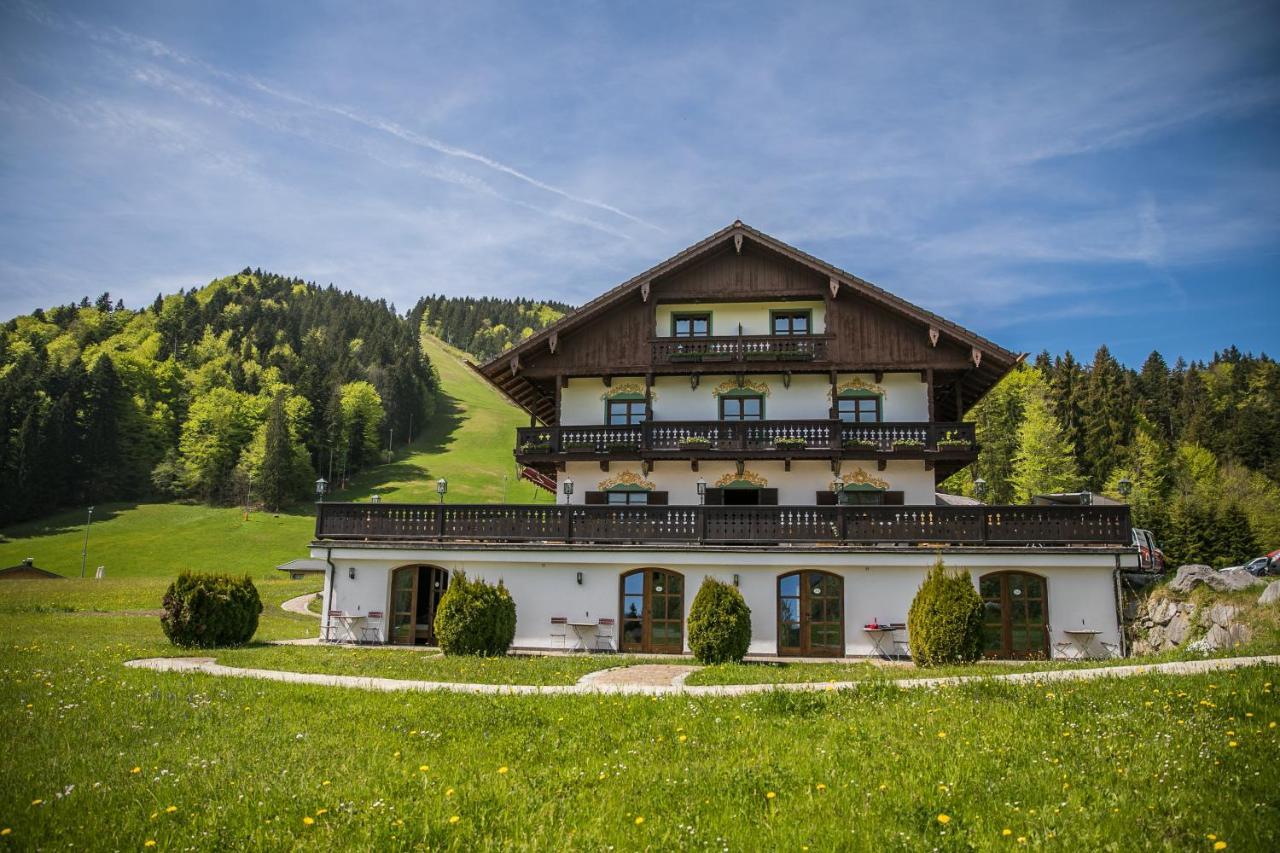 Berghotel Sonnenbichl image 2