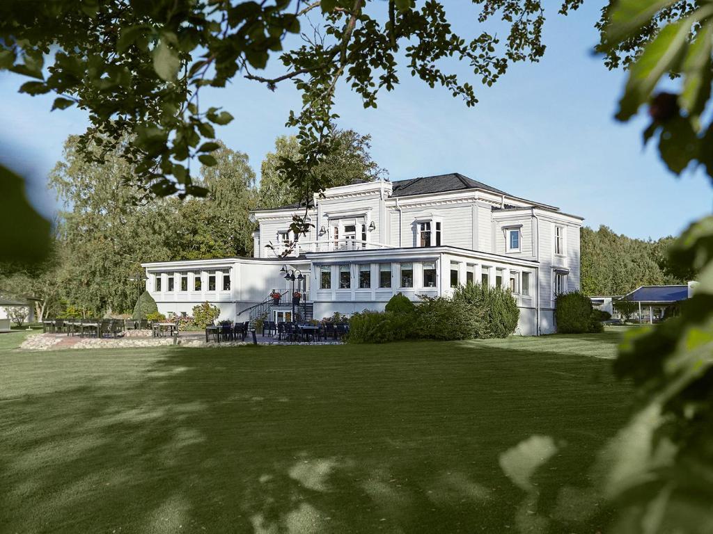 Aspenäs Herrgård image 2