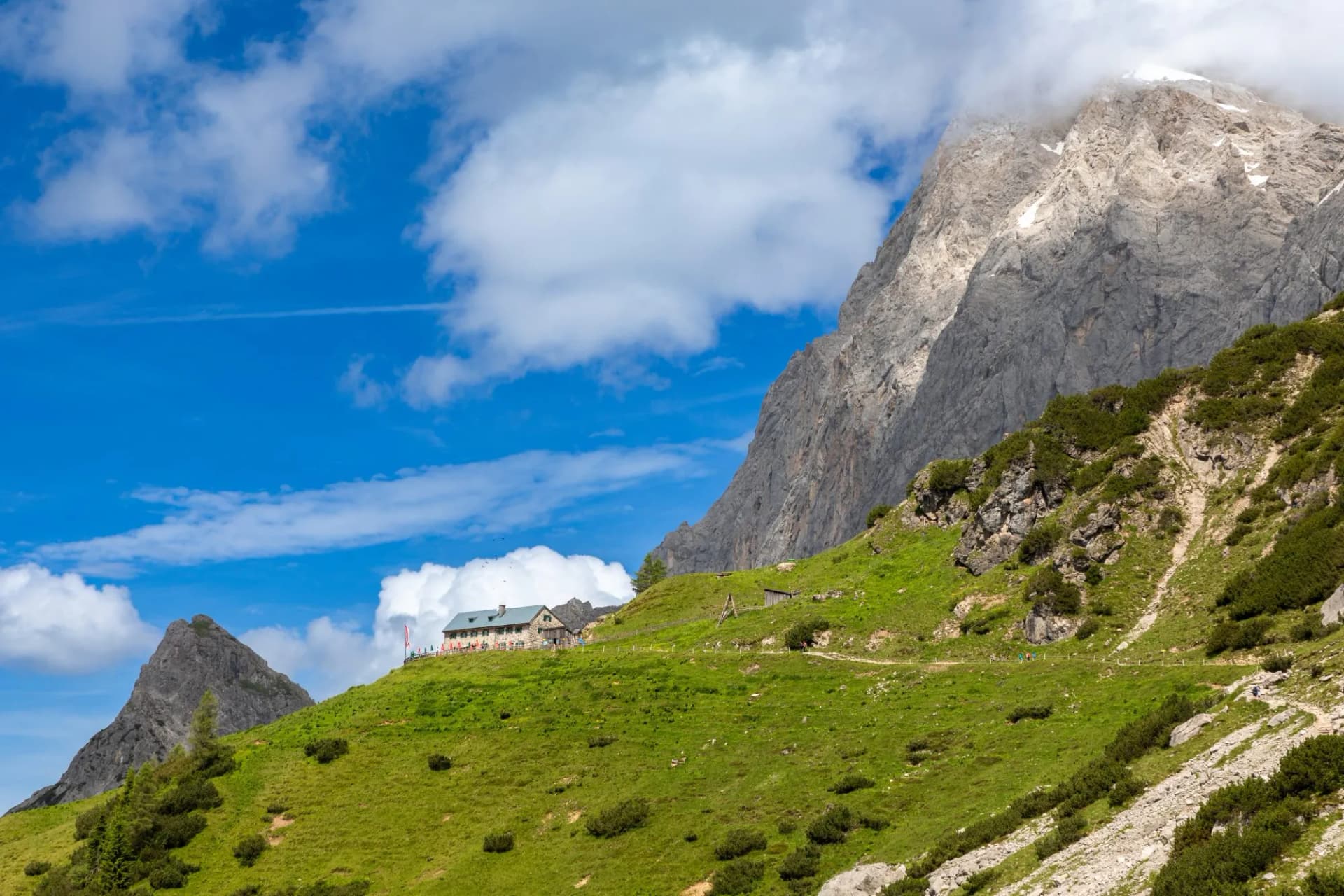 Südwandhütte am Dachstein bei Ramsau, Steiermark, Österreich